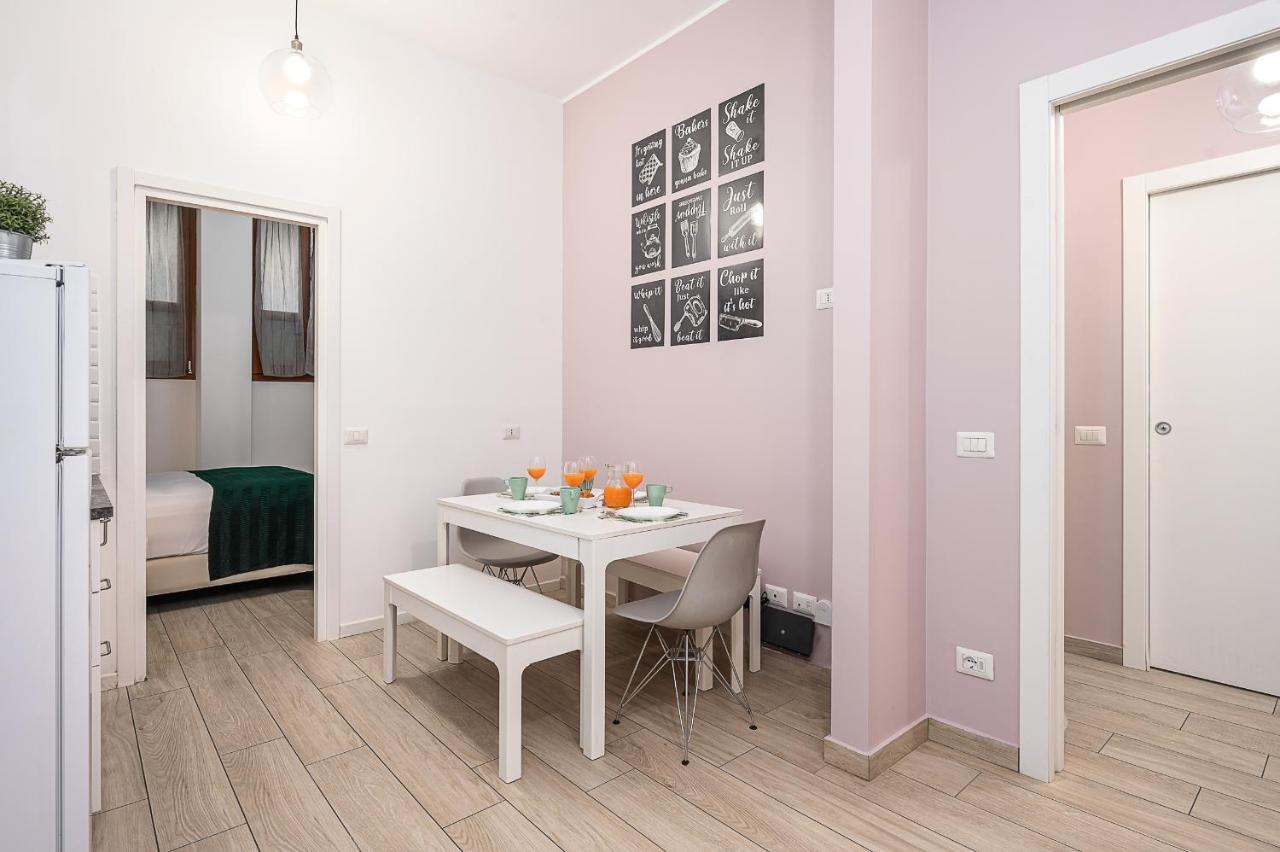 Hemeras Boutique Homes - Design Flat Near Metro Station Милан Экстерьер фото