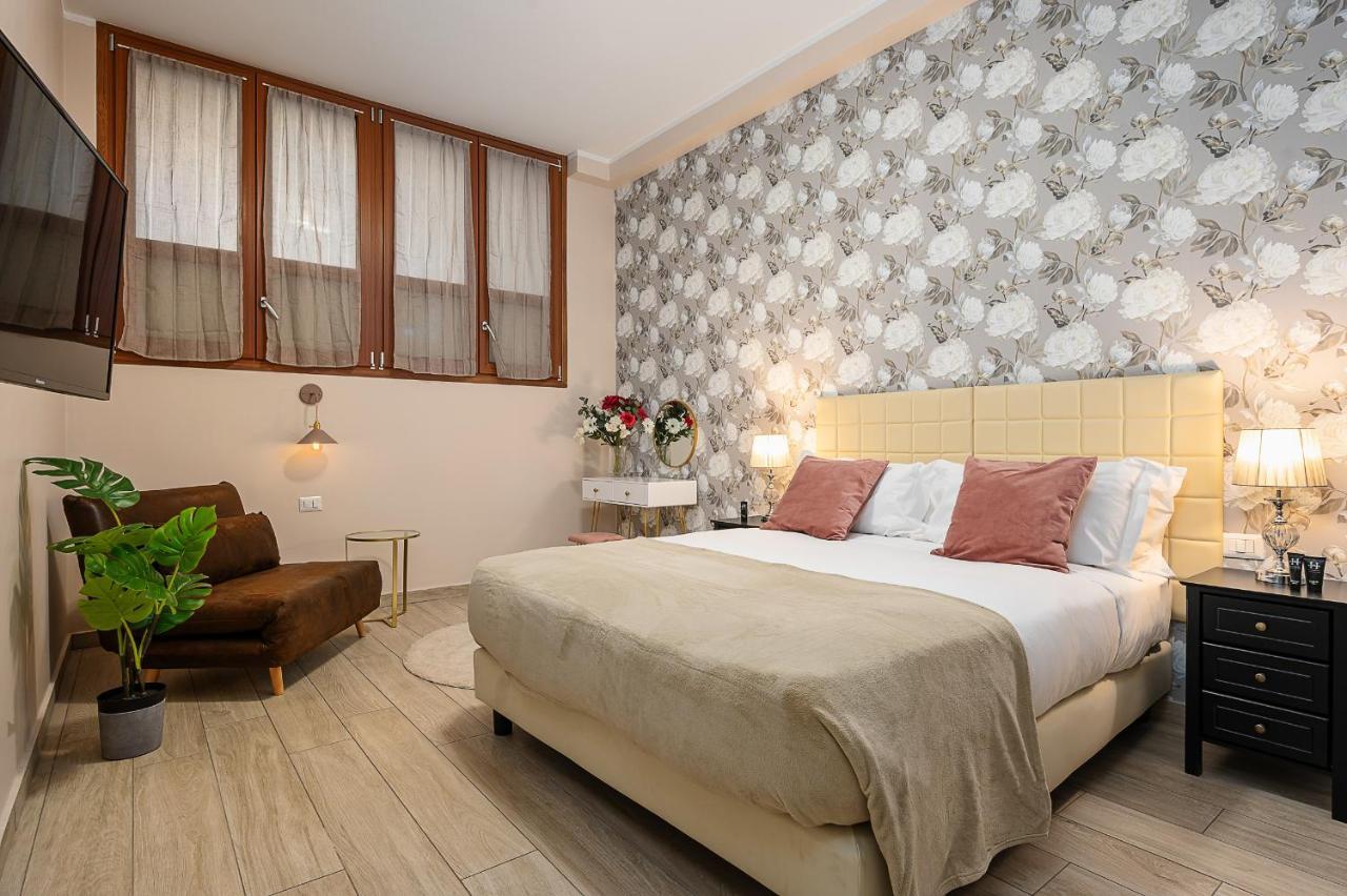 Hemeras Boutique Homes - Design Flat Near Metro Station Милан Экстерьер фото