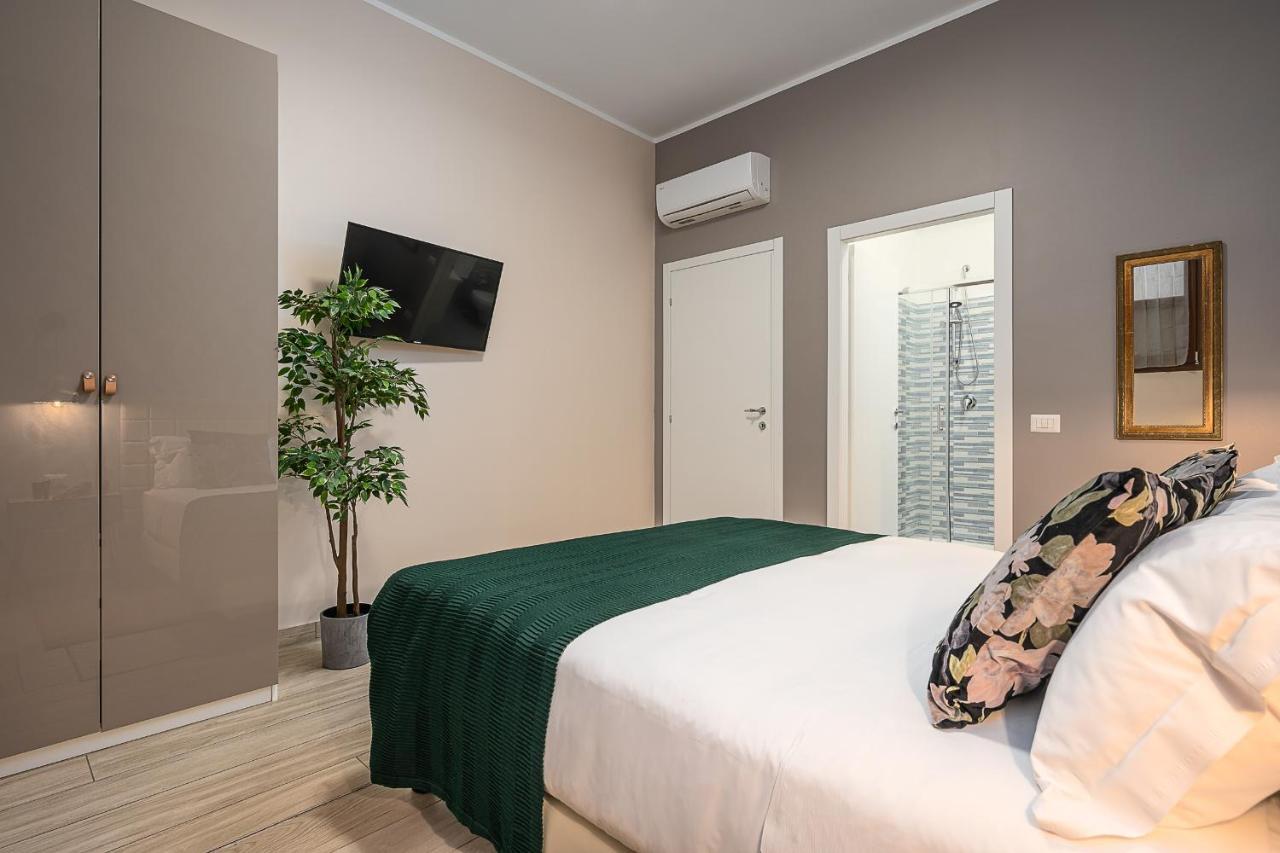 Hemeras Boutique Homes - Design Flat Near Metro Station Милан Экстерьер фото